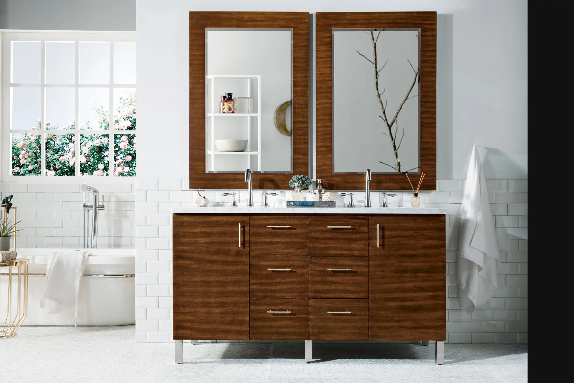 Crafting Personalized Luxury The Beauty of a Custom Vanity Bathroom